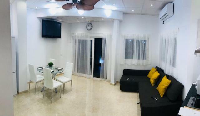 Apartament Benalmadena Puerto Marina Apartment Екстериор снимка